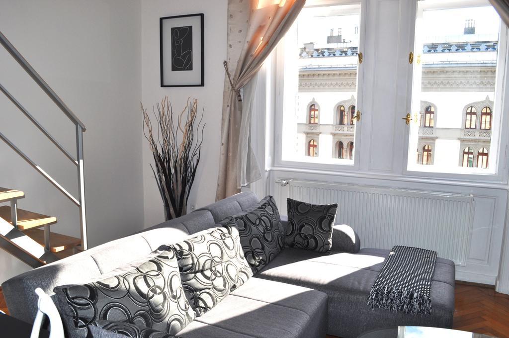 Welcome Budapest Apartments Bagian luar foto